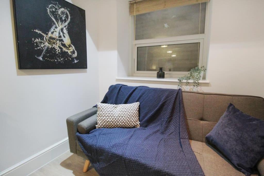 Spacious 1 Bed Apartment 1 Minute Walk From Square Nottingham Esterno foto