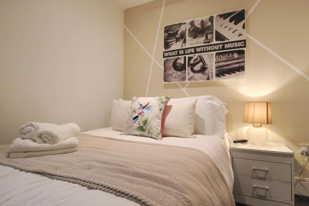 Spacious 1 Bed Apartment 1 Minute Walk From Square Nottingham Esterno foto