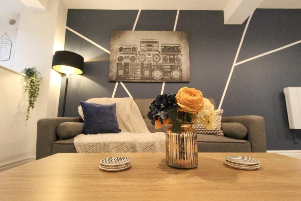 Spacious 1 Bed Apartment 1 Minute Walk From Square Nottingham Esterno foto