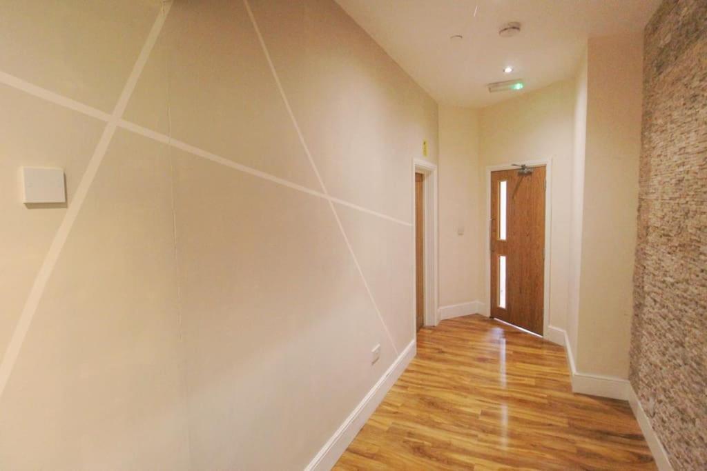 Spacious 1 Bed Apartment 1 Minute Walk From Square Nottingham Esterno foto